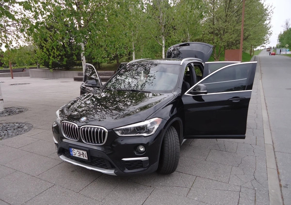 BMW X1 cena 89900 przebieg: 79293, rok produkcji 2017 z Katowice małe 56